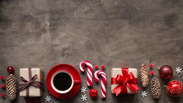 Jul Nytt Bakgrund Enkel Sammansättning Jul Dekoration Presentförpackning Röda Bollar — Stockfoto