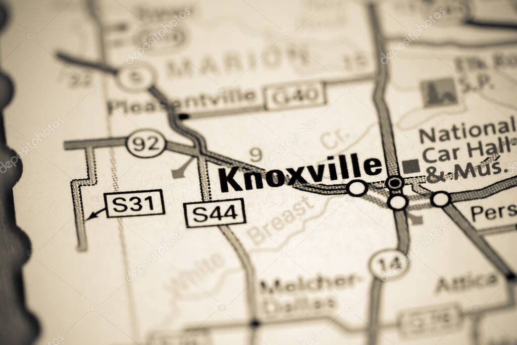 Knoxville. Iowa. USA on a map
