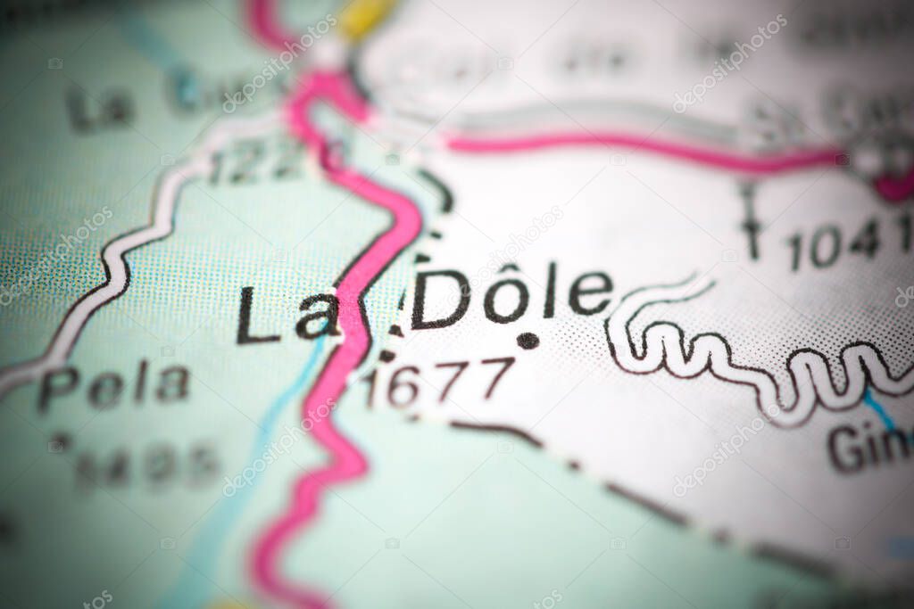 La Dole on a geographical map of Switzerland