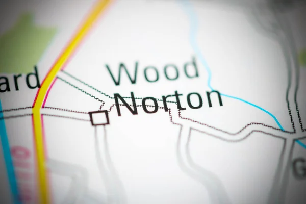 イギリスの地理地図上のウッド ノートン — ストック写真