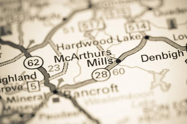 McArthurs Mills. Canada on a map.