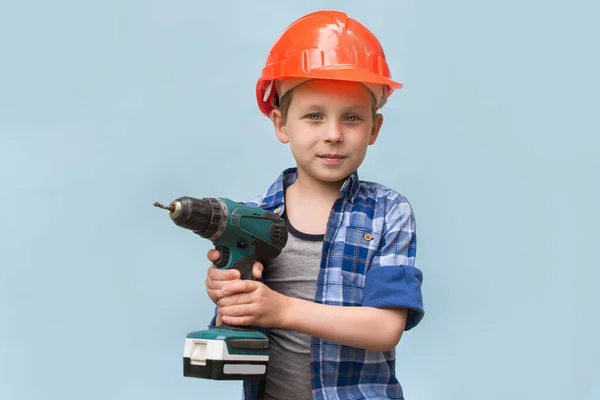 Menino Pré Escolar Joga Builder Reparador Trabalhando Com Ferramentas Conceito — Fotografia de Stock