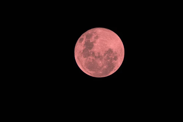 Volledig bloed maan op de donkere nacht — Stockfoto