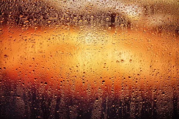 Cae lluvia sobre la ventana —  Fotos de Stock