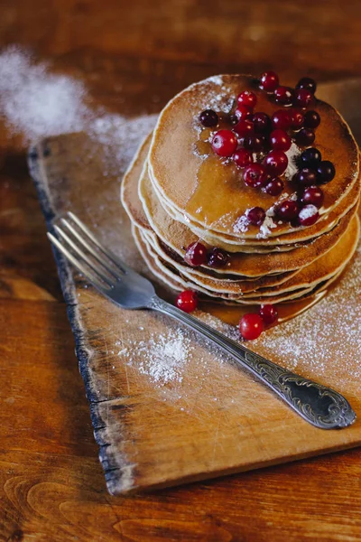 Stack Pancakes Cranberries Maple Syrup Wooden Board — Stock Photo, Image