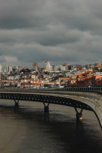 Vista Porto Através Rio Duoro Pôr Sol Portugal — Fotografia de Stock