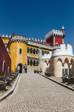 Sintra, Portekiz - 3 Mayıs 2016: Sintra Portekiz Pena Ulusal Sarayı