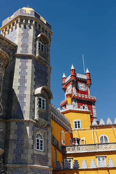 Sintra, Portekiz - 3 Mayıs 2016: Sintra Portekiz Pena Ulusal Sarayı