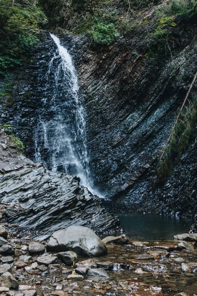 Cachoeira Montanha Huk Cárpatos Ucrânia — Fotografia de Stock