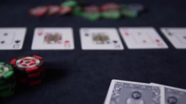 Poker. Oyunun sonu. Beş kart Close-up