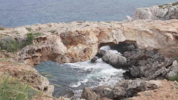 Hermosa vista del cabo Greco en Chipre . — Vídeo de stock