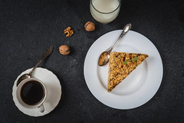 Traditional Dessert Honey Cake Walnut Coffee Dark Stone Table Top — Stock Photo, Image