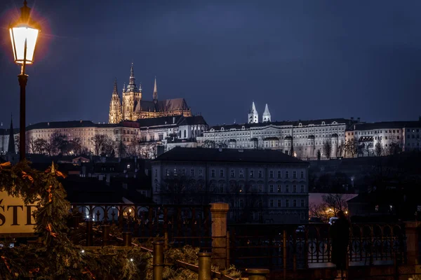 Castelo de Praga à noite — Fotografia de Stock