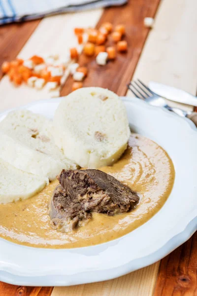 Çek Dana bonfile ve krema sosu