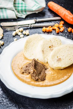 Çek Dana bonfile ve krema sosu