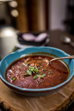 Çek işkembe çorbası