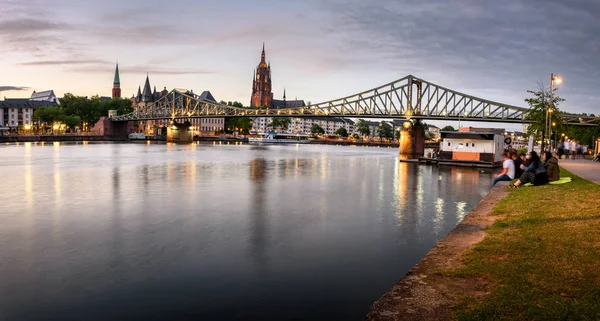 Eiserner Steg Footbridge Spanning River Main City Frankfurt Germany Which — Stock Photo, Image