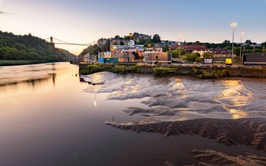 Clifton asma köprü, kapsayan pitoresk Avon Gorge, Bristol şehir sembolüdür.