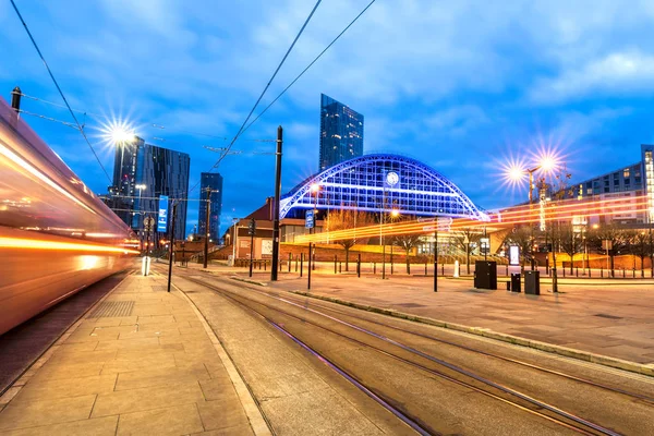 The building has a distinctive arched roof with a 64-metre span - the second-largest railway station roof span in the United Kingdom, Manchester.