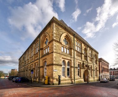Blackburn Müzesi ve Sanat Galerisi Darwen Borough Konseyi ile Blackburn ilçesi için yerel müze hizmetidir.