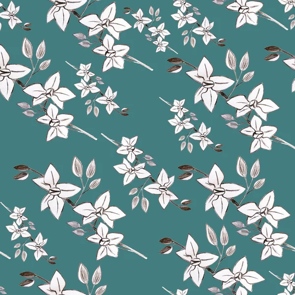 Koyu mavi arka planda beyaz orkideler. Çiçeksiz desen. Kalem el çizimi. Orkide deseni. paketleme, duvar kağıtları, kumaş ve tekstil tasarımı