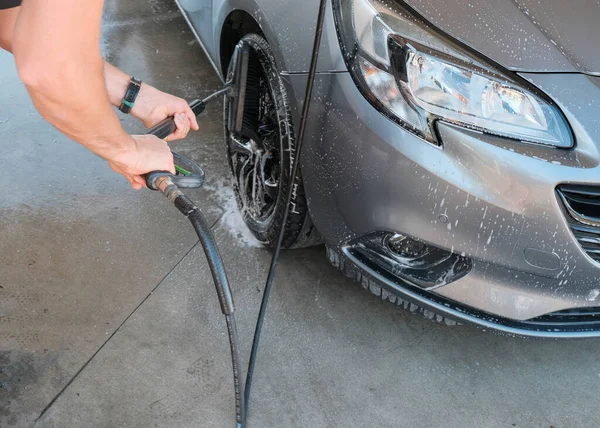 Man Cleaning Car Special Brush Detergent Close Carwash Self Service — Stock Photo, Image