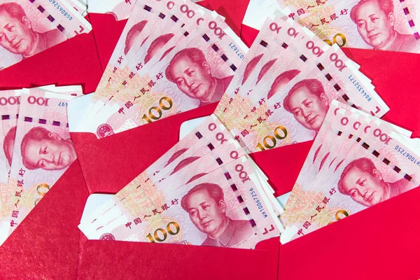 Yuan Rmb Valuta Cinese Con Busta Rossa — Foto Stock