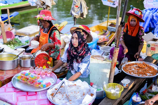 Songkhla Tailandia Abril 2018 Los Vendedores Venden Comida Recuerdos Klonghae — Foto de Stock