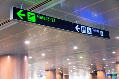 İşareti ve yönlendirme Airport