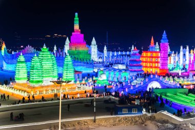 Harbin, Çin - 2 Ocak 2019: Harbin Uluslararası Buz ve kar Heykel Festivali Harbin yer alır bir yıllık kış festivali olan. Dünyanın en büyük buz ve kar Festivali olduğunu.