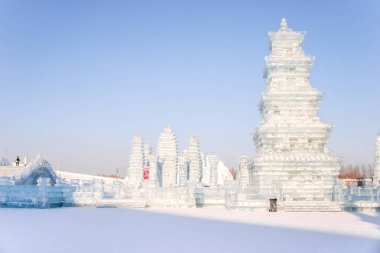 Harbin Uluslararası Buz ve kar Heykel Festivali Harbin, Çin için bir yıllık kış festivali var. Dünyanın en büyük buz ve kar Festivali olduğunu.