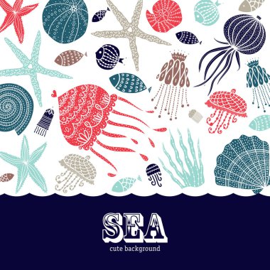  Deniz anası, deniz kabuğu, balık, denizyıldızı ve alg içeren şirin bir kart..