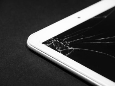 Kırık ekran. Kırık cam tablet, aygıt Gadget'ı