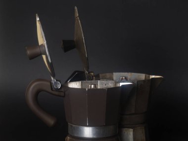 Moka kahve makineleri. Kahve değirmeni ve kahve