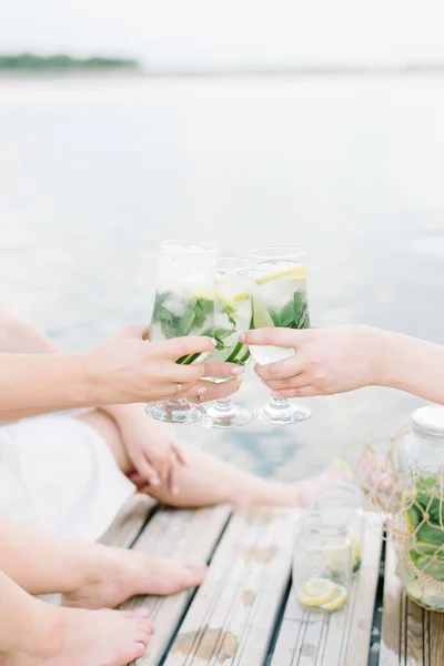 Mädchen Mit Frischer Limonade Glas Gesunder Veganer Lebensstil Umweltfreundlich Der — Stockfoto