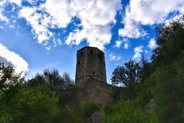 Pocitelj / Bosna-Hersek - 06 Haziran 2020: Pocitelj kentindeki eski kale. 
