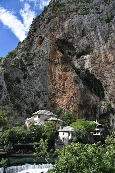 Blagaj Bosnia Herzegovina Junio 2020 Dervish Tekke Bellow Huge Cliff —  Fotos de Stock