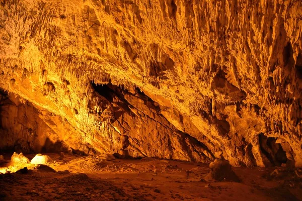 Φωτογραφία Τοπίου Από Σχηματισμούς Σπηλαίων — Φωτογραφία Αρχείου