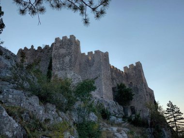 Ortaçağ şatosunun manzara fotoğrafları
