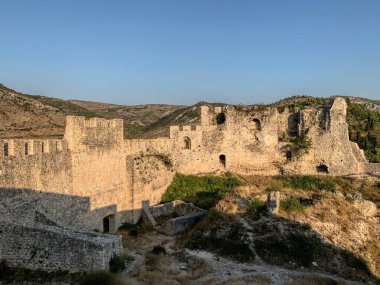 Ortaçağ şatosunun manzara fotoğrafları