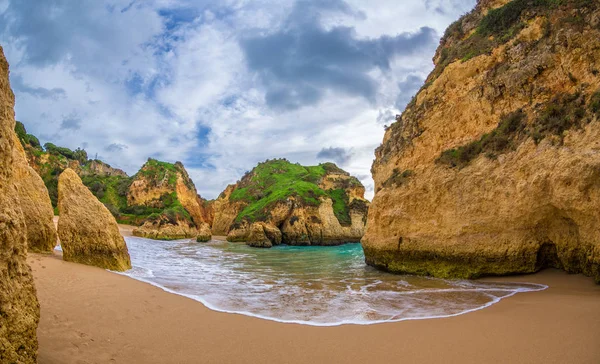 Słynnej Formacji Zatoce Europie Alvor Portimo Algarve Portugalia Plaży Tres — Zdjęcie stockowe