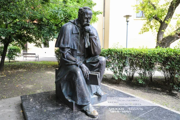 Пам'ятник Тарасові Шевченку на площі Сеценко в Будапешті, Угорщина — стокове фото