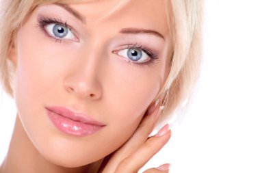 Güzel kadın izole üzerinde beyaz arka plan ile. Güzel kadın