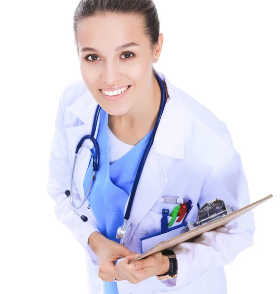 Kvinnlig läkare med skrivskiva. Kvinnlig läkare — Stockfoto
