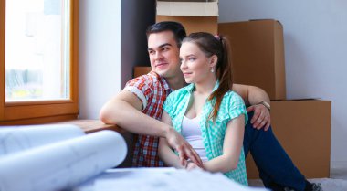 İki katta oturan ev taşıma. Çift