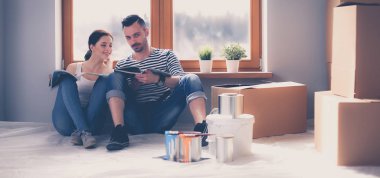 Çift katta oturan ev taşıma