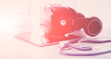 Bilgisayarlı sanal gerçeklik gözlükleri. İş. 3D teknoloji