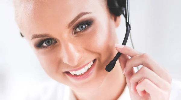 Close-up portret van een medewerker van de klantenservice op kantoor — Stockfoto