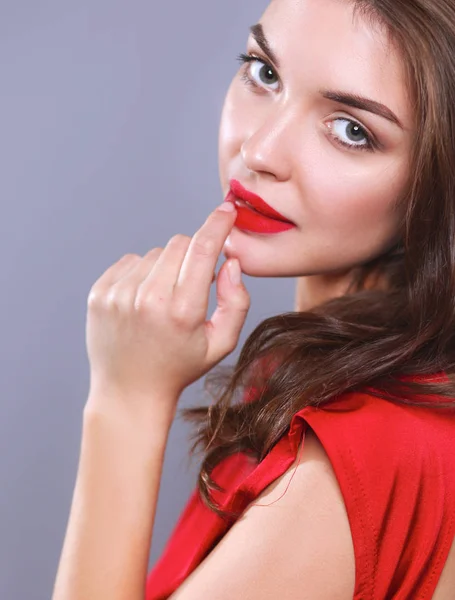 Dos jóvenes mujeres de belleza de pie juntas. Dos jóvenes belleza wome — Foto de Stock