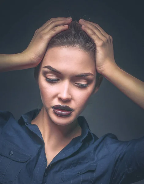 Portret Pięknej Kobiety Naszyjnik — Zdjęcie stockowe